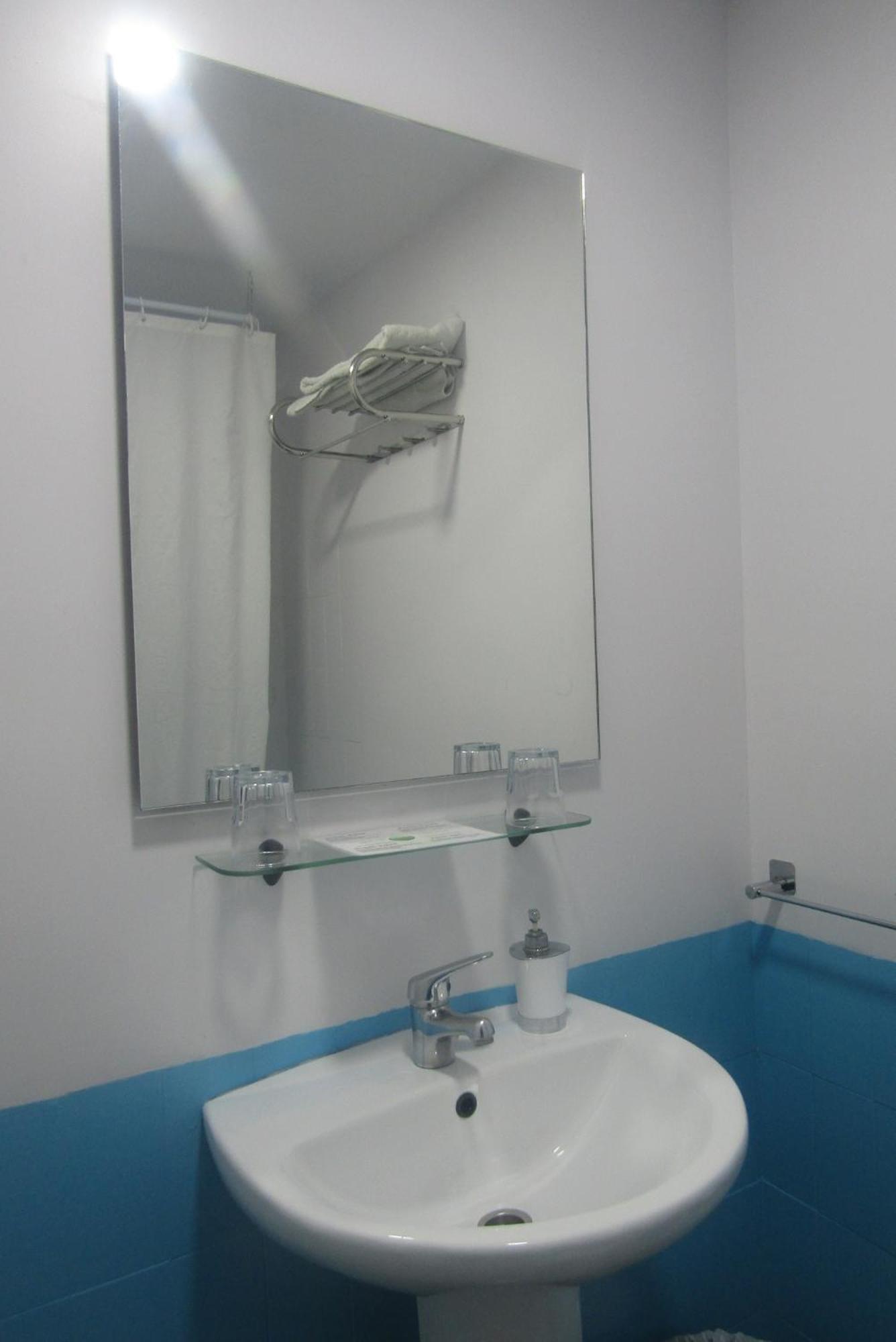 Hostal Andalucia Almunecar Bagian luar foto