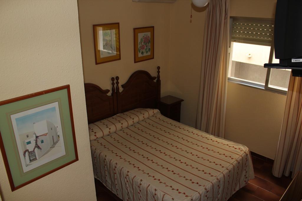 Hostal Andalucia Almunecar Bagian luar foto