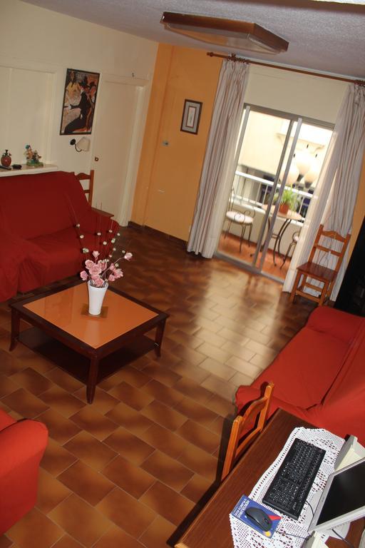 Hostal Andalucia Almunecar Bagian luar foto